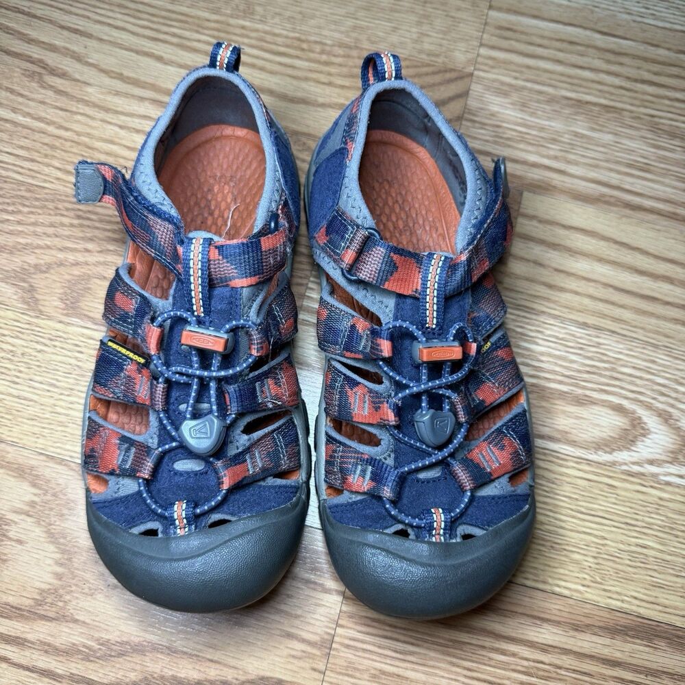 Keen Childrens Sz 3 Newport H2 Sport Blue Orange Closed Toe Hiking Camp Sandals